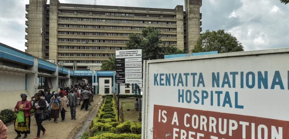 The main entrance and forecourt of Kenyatta National Hospital in Nairobi.