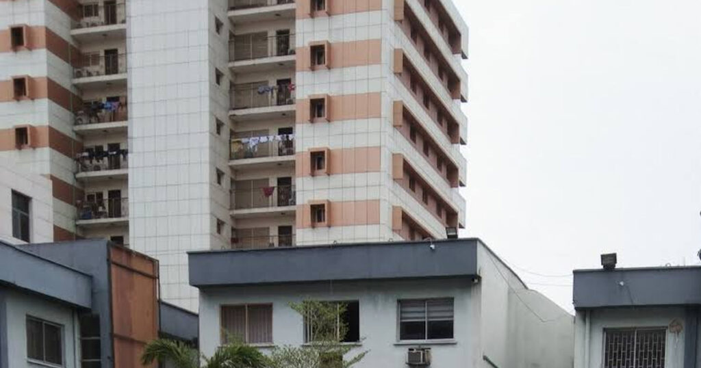 lagos hospital lift crash doctor site - general hospital odan building